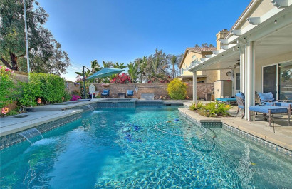 Top 10 Pool Homes To Enjoy This Summer 
